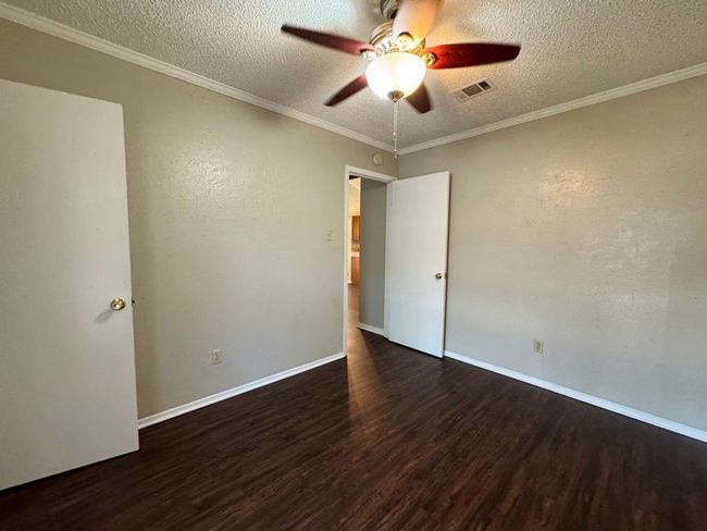 1107 Spearson Ln, House other with 3 bedrooms, 2 bathrooms and 2 parking in Austin TX | Image 14