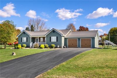 115 Country Ln, House other with 3 bedrooms, 2 bathrooms and 2 parking in Brady Twp - BUT PA | Image 3