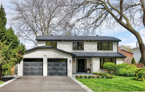 981 Valdese Dr, Mississauga, ON, L5C2Z5 | Card Image