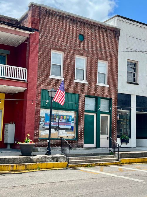 125 E Main St, Mount Vernon, KY, 40456 | Card Image