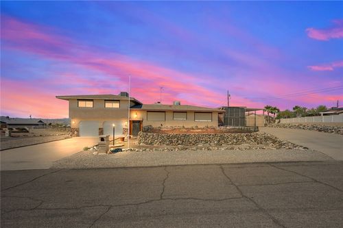 301 Farallon Dr, Lake Havasu City, AZ, 86403-5022 | Card Image