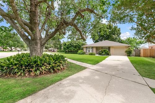 4404 Avron Blvd, Metairie, LA, 70006-1213 | Card Image