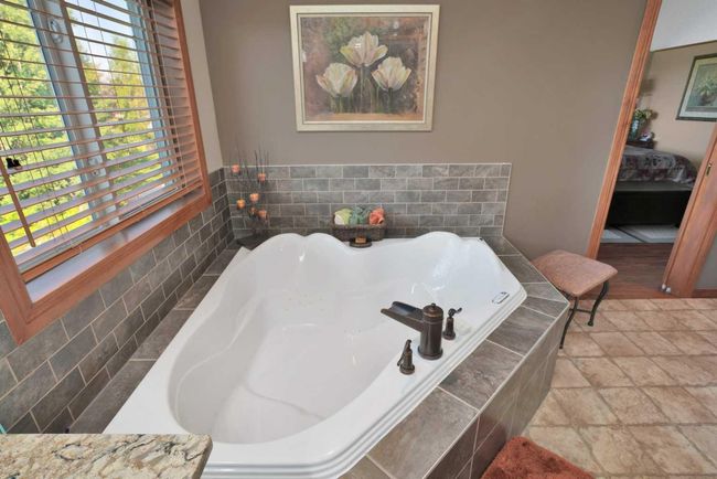 4030 - 25054 Pine Lake Rd S, House other with 3 bedrooms, 3 bathrooms and 4 parking in Red Deer County AB | Image 25