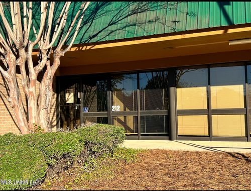 212 Saint Paul St, Pearl, MS, 39208-5134 | Card Image