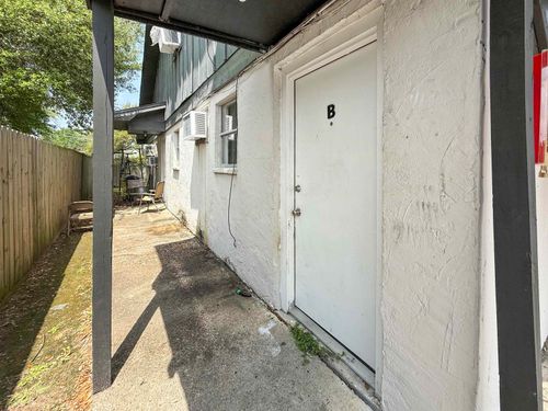 apt-b-615 Adams St, Beaumont, TX, 77705-4138 | Card Image