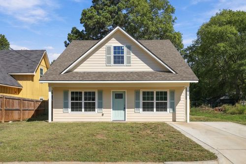 214 W Hurley Avenue, Gladewater, TX, 75647 | Card Image