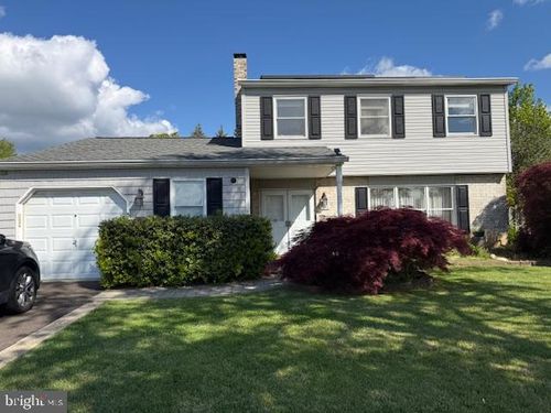 1549 Barnswallow Dr, BENSALEM, PA, 19020-4654 | Card Image