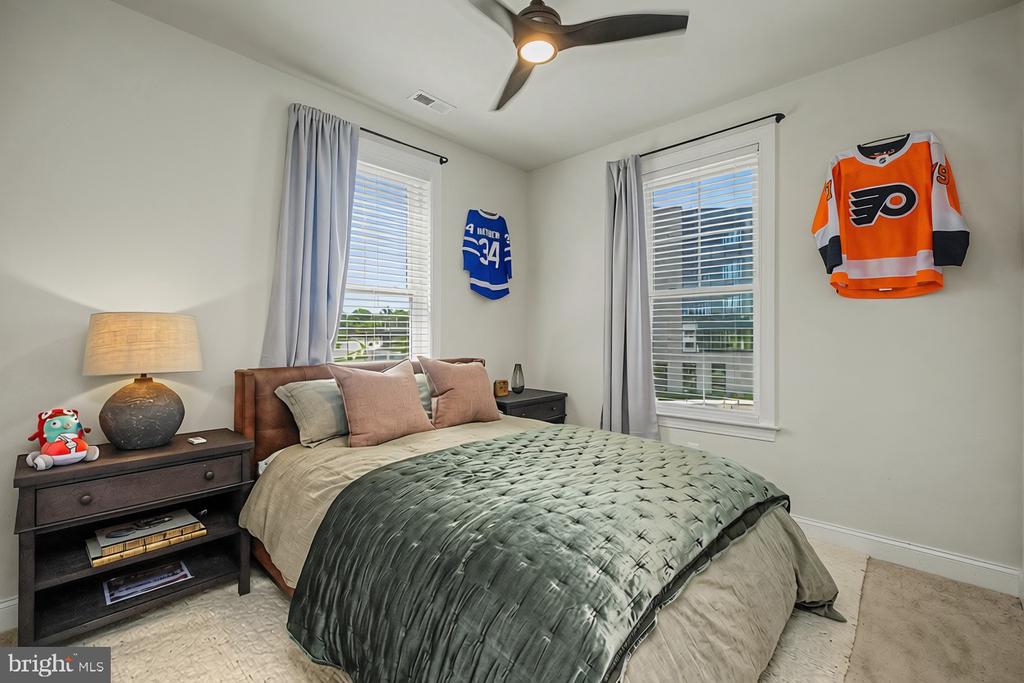 Residential Lease in NEWTOWN SQUARE 2