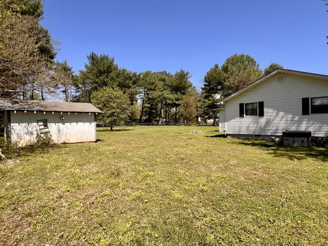 1112 Cumberland St, House other with 3 bedrooms, 2 bathrooms and 8 parking in Decherd TN | Image 44