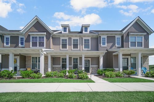 11873 Kentucky St, Crown Point, IN, 46307-7381 | Card Image