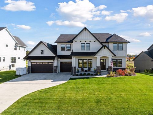 1389 Palmer Dr N, Lake Elmo, MN, 55042-4476 | Card Image