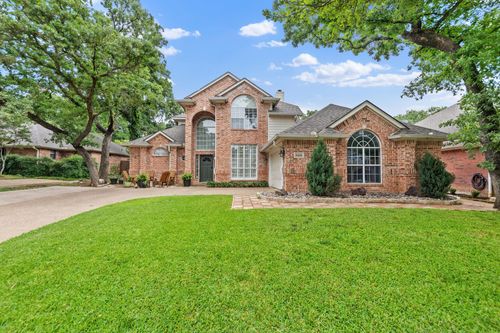 3408 Blue Forest Dr, Arlington, TX, 76001-4826 | Card Image