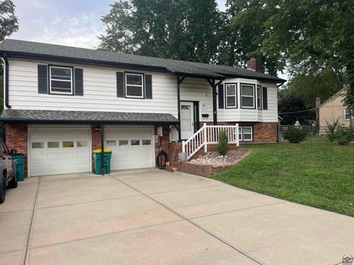 7219 Reeder St, Shawnee, KS, 66203-4433 | Card Image