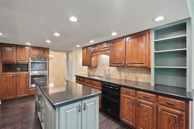 Kitchen | Image 10