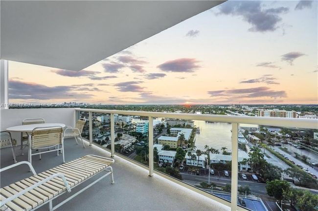 APT-1807 - 2841 N Ocean Blvd, Condo with 2 bedrooms, 2 bathrooms and null parking in Fort Lauderdale FL | Image 5