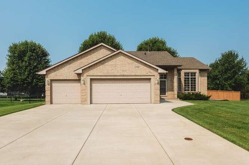 17583 Foxboro Ln, Farmington, MN, 55024-8194 | Card Image