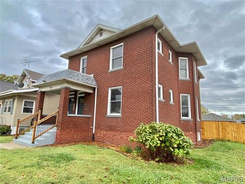 2263 Benton St, Granite City, IL, 62040-3329 | Card Image