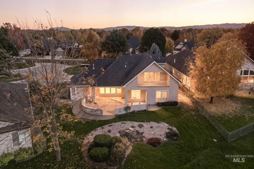 1007 W Oakhampton Dr, Eagle, ID, 83616-6783 | Card Image