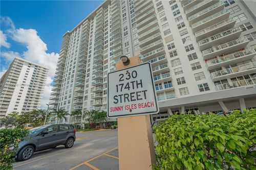 mo10-230 174th St, Sunny Isles Beach, FL, 33160 | Card Image