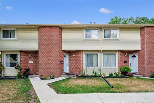 13-203 Fairway Rd N, Kitchener, ON, N2A2N7 | Card Image