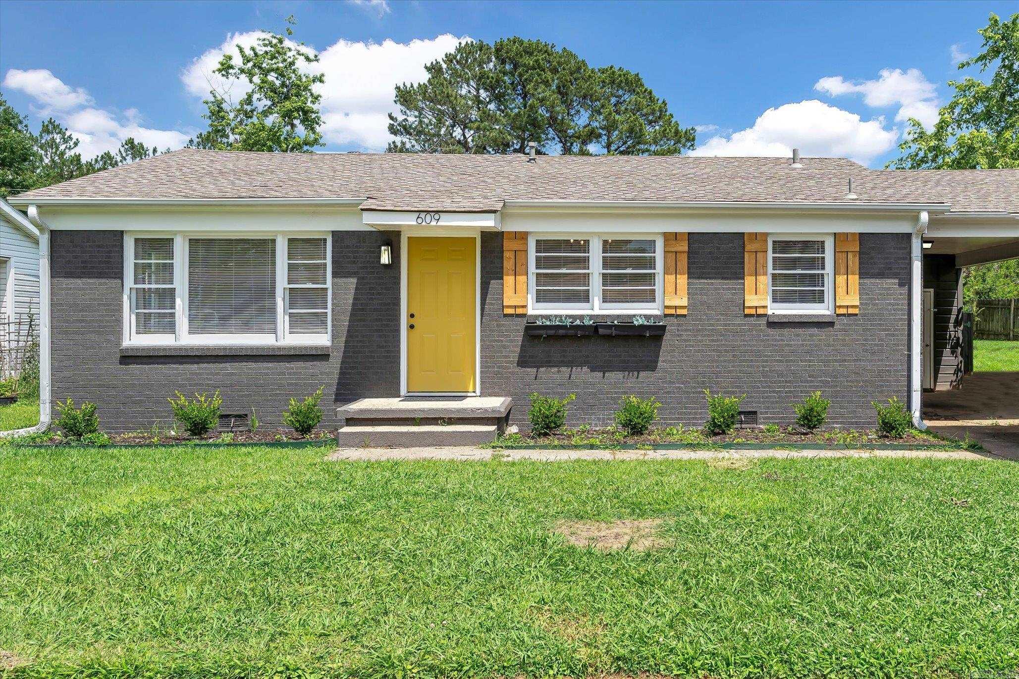 7th St, Paragould, AR 72450 #1