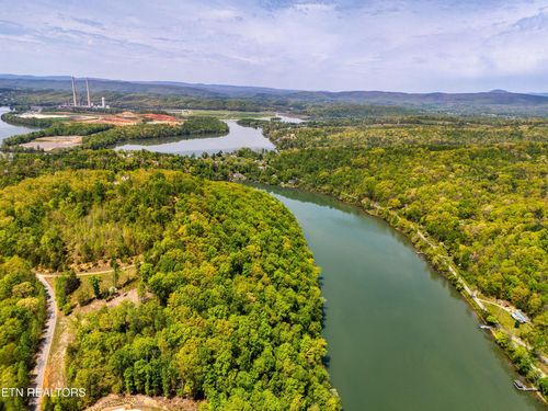 1003 Sheerwater Rd, Kingston, TN, 37763-4684 | Card Image