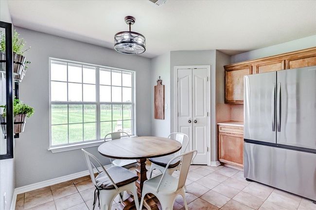 13474 Shellhammer Rd, House other with 3 bedrooms, 2 bathrooms and null parking in Winnie TX | Image 9