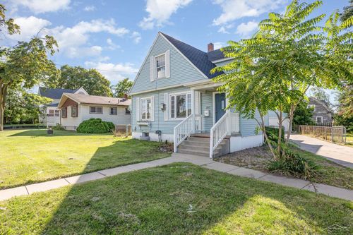 2015 S Washington Ave, Saginaw, MI, 48601-3228 | Card Image