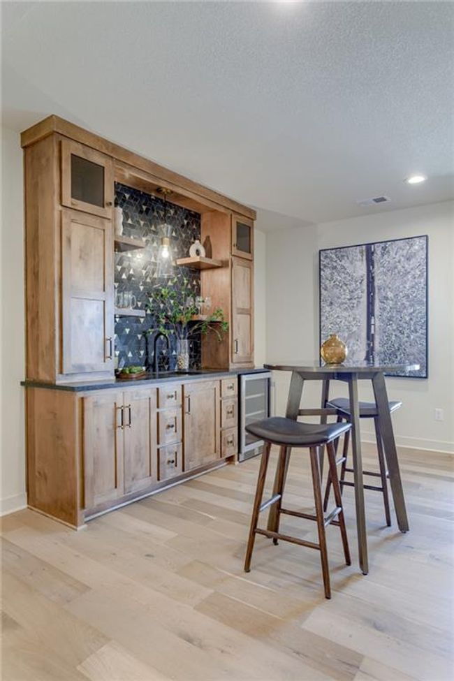 2307 W 176 Th Ter, House other with 4 bedrooms, 4 bathrooms and null parking in Overland Park KS | Image 42