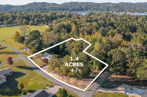 3858 Madison Ln, Southside, AL, 35907-8831 | Card Image