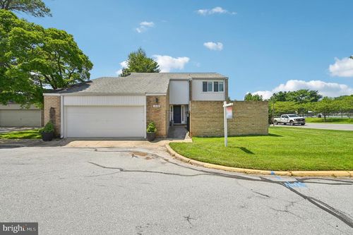 19128 Brooke Grove Ct, Gaithersburg, MD, 20886-5164 | Card Image
