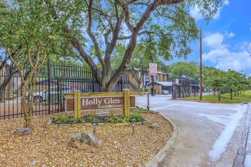apt-56-7525 Holly Hill Dr, Dallas, TX, 75231-4508 | Card Image