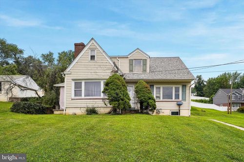 1210 E Matsonford Road, Conshohocken, PA, 19428 | Card Image