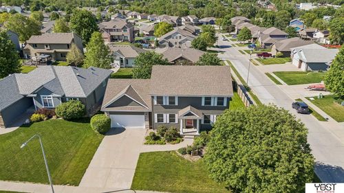 15430 Briar St, Omaha, NE, 68138-7457 | Card Image