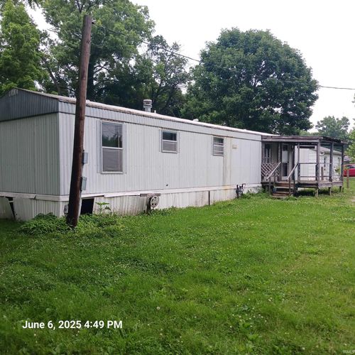 403 W Fillmore St, Staunton, IN, 47881 | Card Image