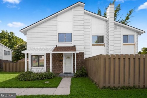 18704 Paprika Ct, GERMANTOWN, MD, 20874-2002 | Card Image