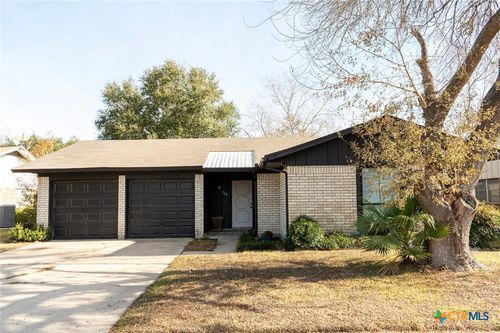 204 Timberlane Dr, Victoria, TX, 77901-2910 | Card Image
