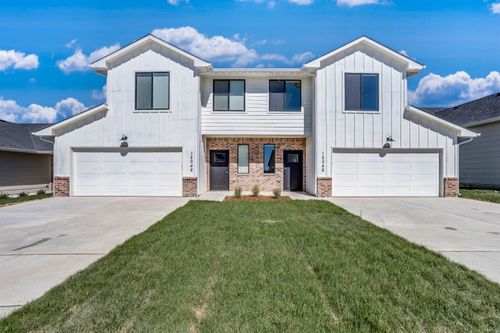 12131 W Swift Fox St, Wichita, KS, 67223-8301 | Card Image