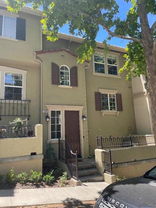 536 Adeline Pl, San Jose, CA, 95136-4892 | Card Image