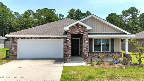 1024 Enclave Cir, Long Beach, MS, 39560-1387 | Card Image