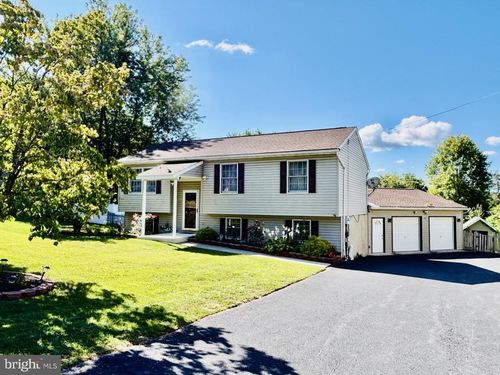 640 Mumper Ln, DILLSBURG, PA, 17019-9308 | Card Image