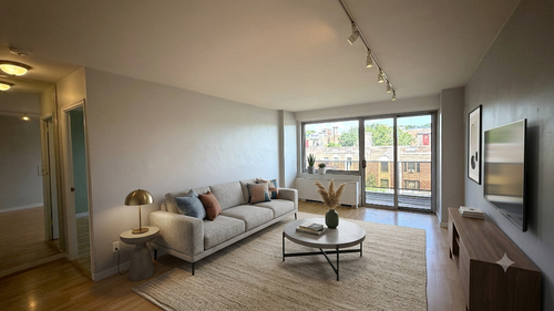 9g-175-01 Hillside Ave, Jamaica, NY, 11432-5724 | Card Image