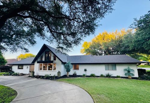 4213 Winding Way, Benbrook, TX, 76126-2219 | Card Image