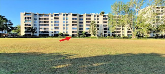 107 - 2617 Cove Cay Drive, Condo with 2 bedrooms, 2 bathrooms and null parking in Clearwater FL | Image 2