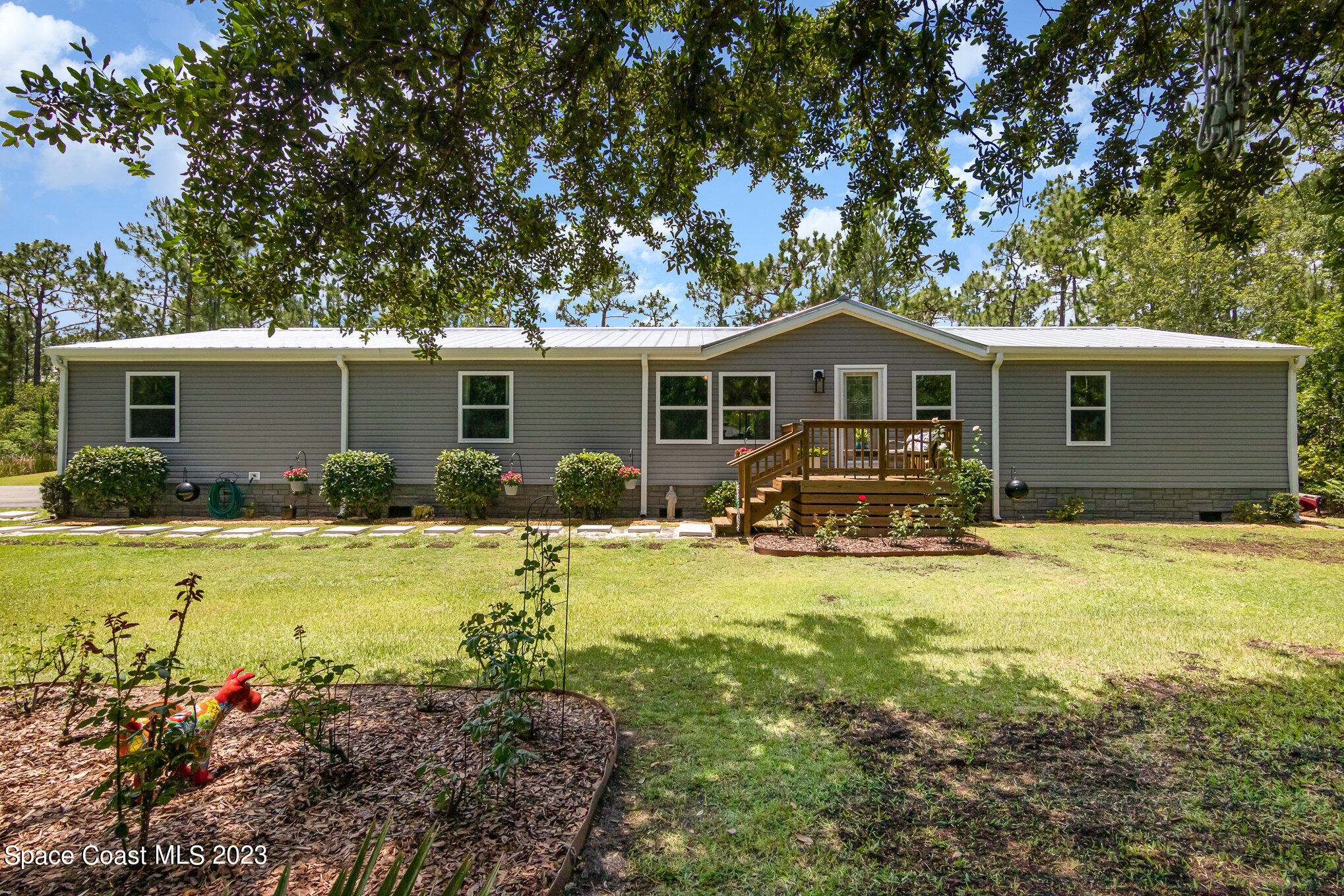 20396 E Colonial Drive, For Sale in Christmas Zoocasa