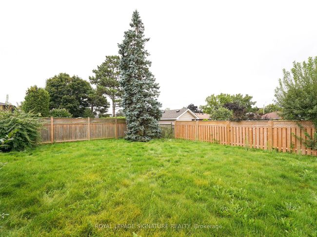 27 Lewin Cres, House other with 3 bedrooms, 1 bathrooms and 3 parking in Ajax ON | Image 24