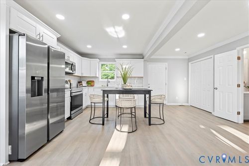 515 Clinton St, Petersburg, VA, 23803-5137 | Card Image