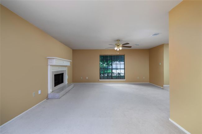 24046 Spring Briar Ln, House other with 4 bedrooms, 3 bathrooms and 2 parking in Spring TX | Image 6