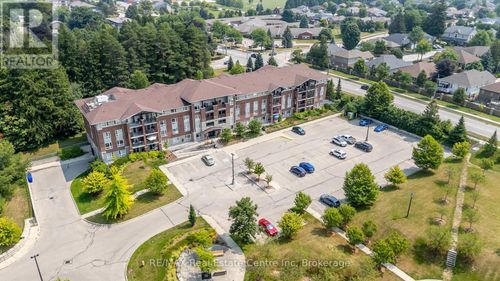 413-645 St David St S, Fergus, ON, N1M0A9 | Card Image
