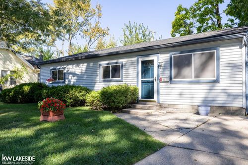 1909 E Troy St, Ferndale, MI, 48220-2071 | Card Image